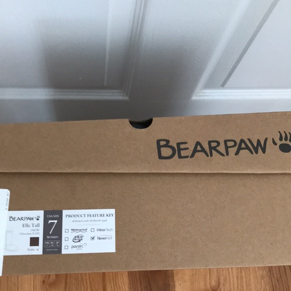 Used once still in box BEARPAW WOMEN’S ELLE BOOT. - Picture 4 of 4